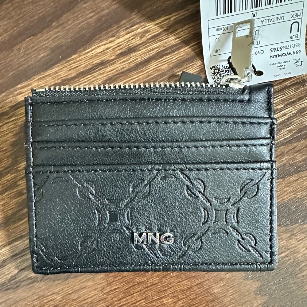 NWT - Mango Cardholder - Black
